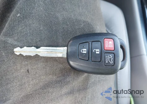 2015 Toyota Highlander Le Plus V6 from USA, damaged, VIN 5TDBKRFH3FS190970